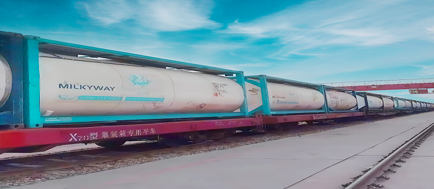 build a cross-border low-carbon supply chain.  maintain a steady and sustained medium and high growth rate.